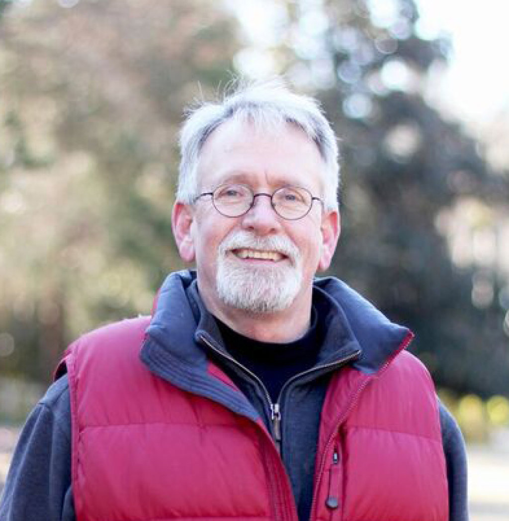 CROPPED Robin Fleming Head Shot